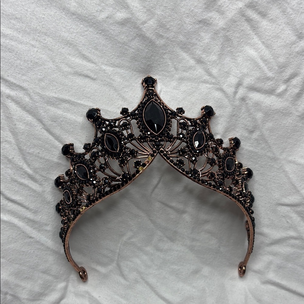 Elegant Black and Rose Gold Tiara